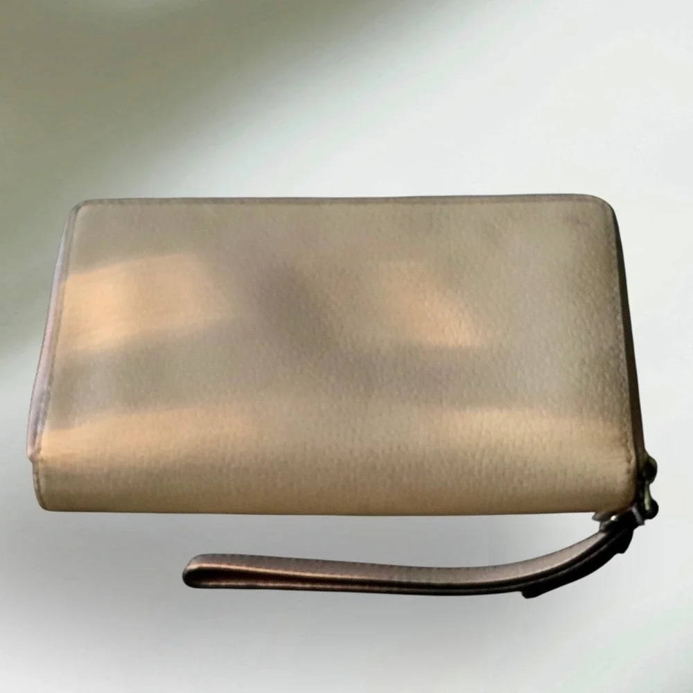 Kate Spade Anita Grove St.‎ Wristlet